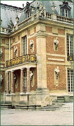 The magnificent architecture of Versailles