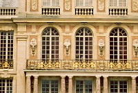 The main approach to Versailles