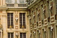 The main approach to Versailles