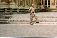 The main approach to Versailles